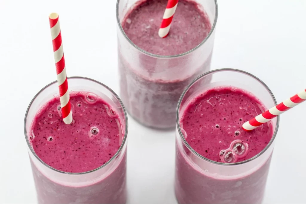 Image1 11Zon 15 3 Berry Oat Smoothies