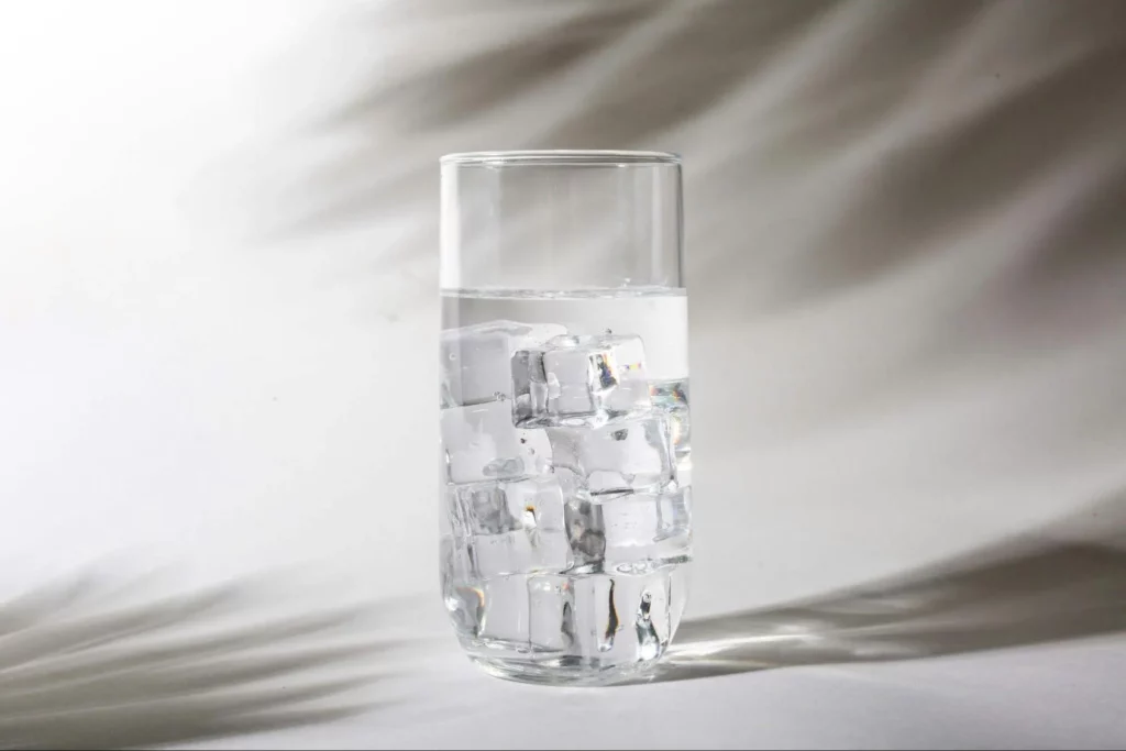 Image2 11Zon 38 Glass Of Water With Ice Cubes