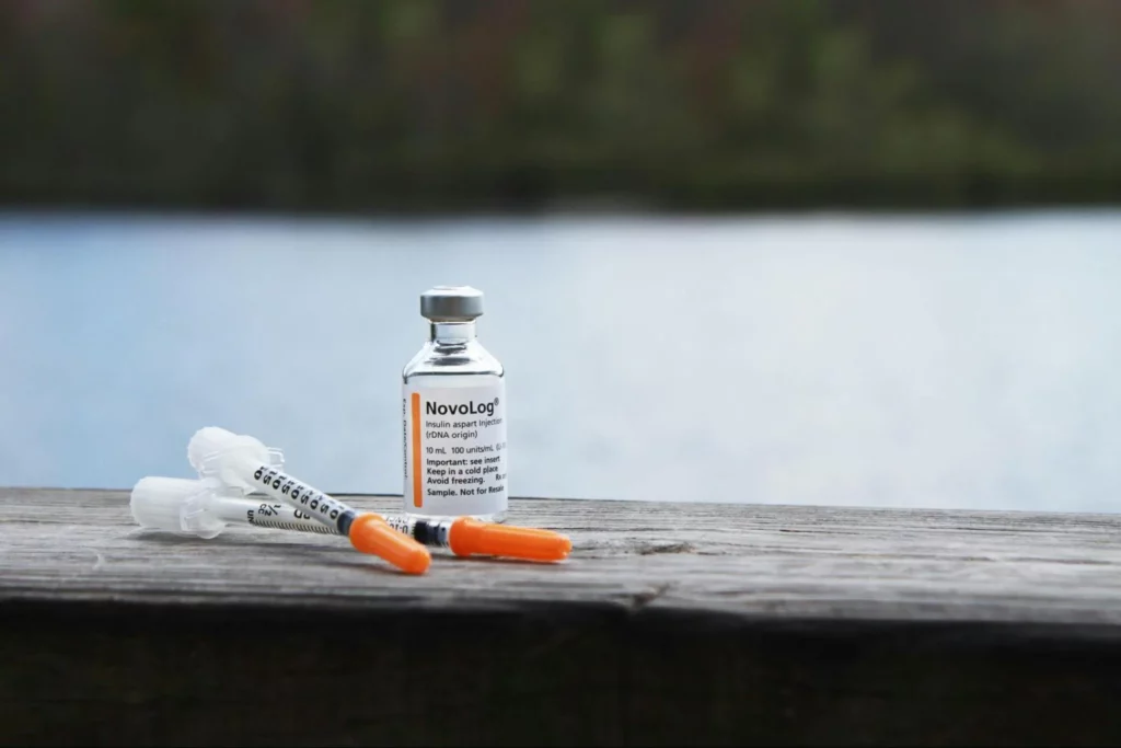 Image4 11Zon 4 2 Syringes And A Bottle Of Novolog
