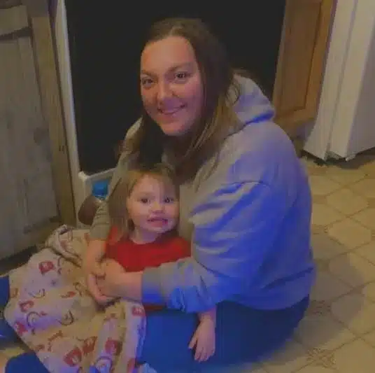 Ashley Haines With Her 3 Year Old Daughter.